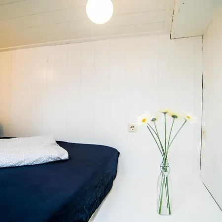 Botel Private Houseboat In The Heart Of *